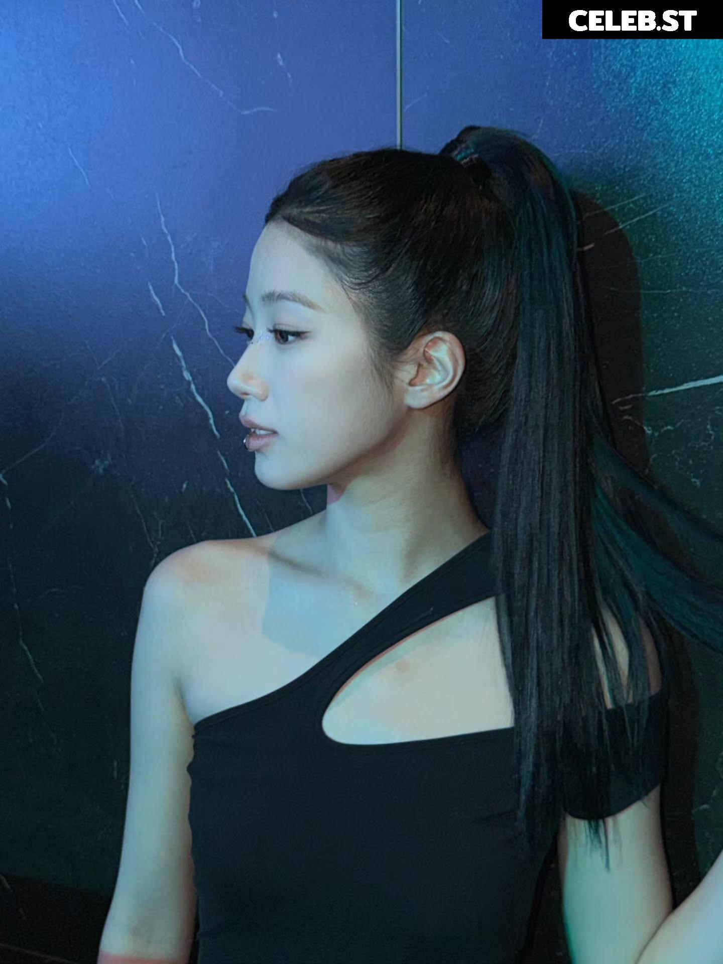 Kazuha Nakamura 中村 一葉 | LESSERAFIM Image 23552659