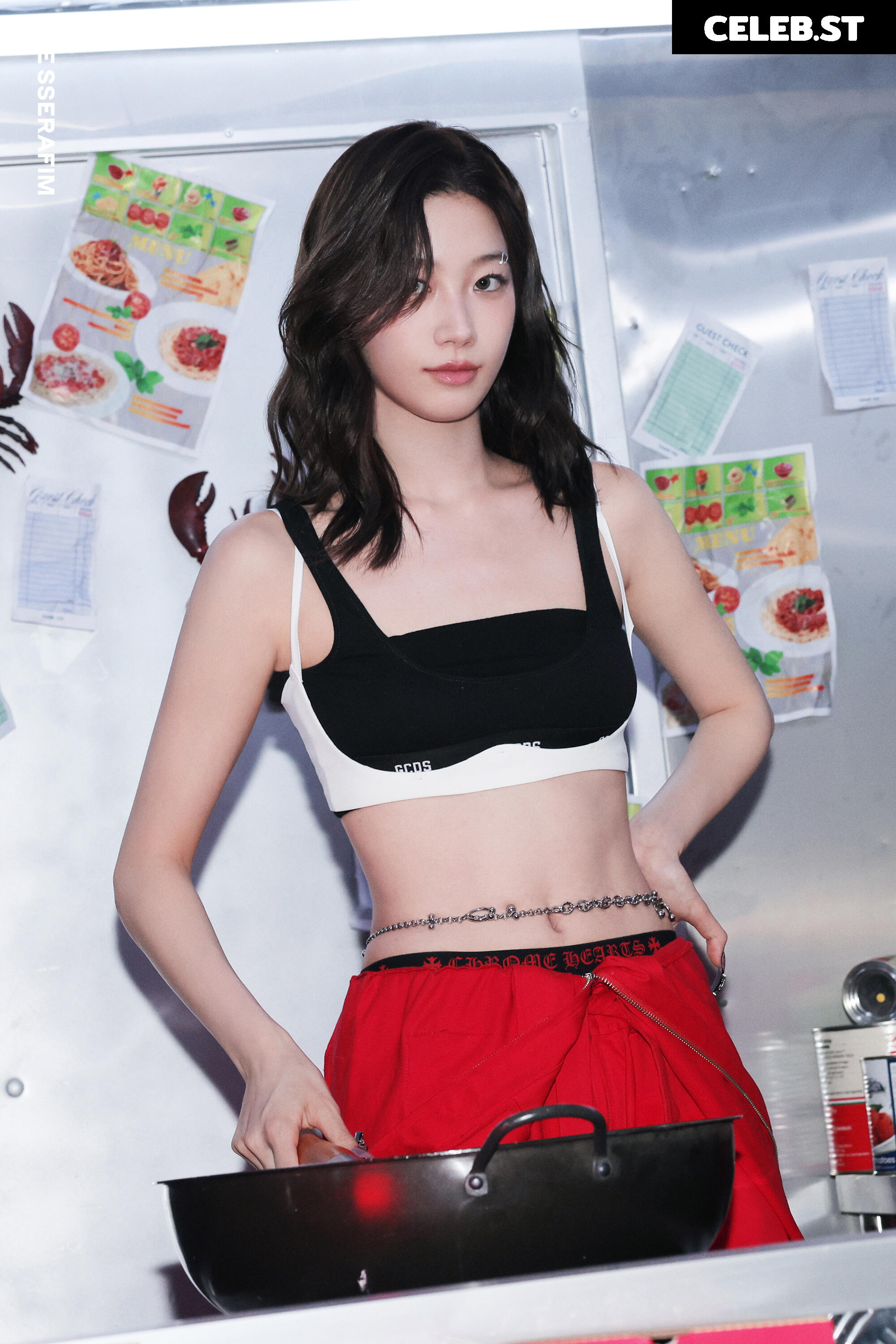 Kazuha Nakamura 中村 一葉 | LESSERAFIM Image 23552192