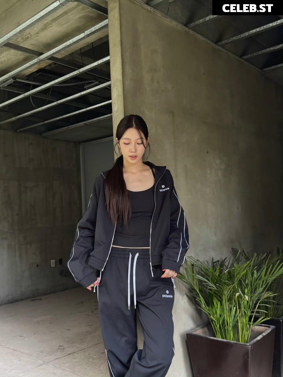 Kazuha Nakamura 中村 一葉 | LESSERAFIM Image 23552107