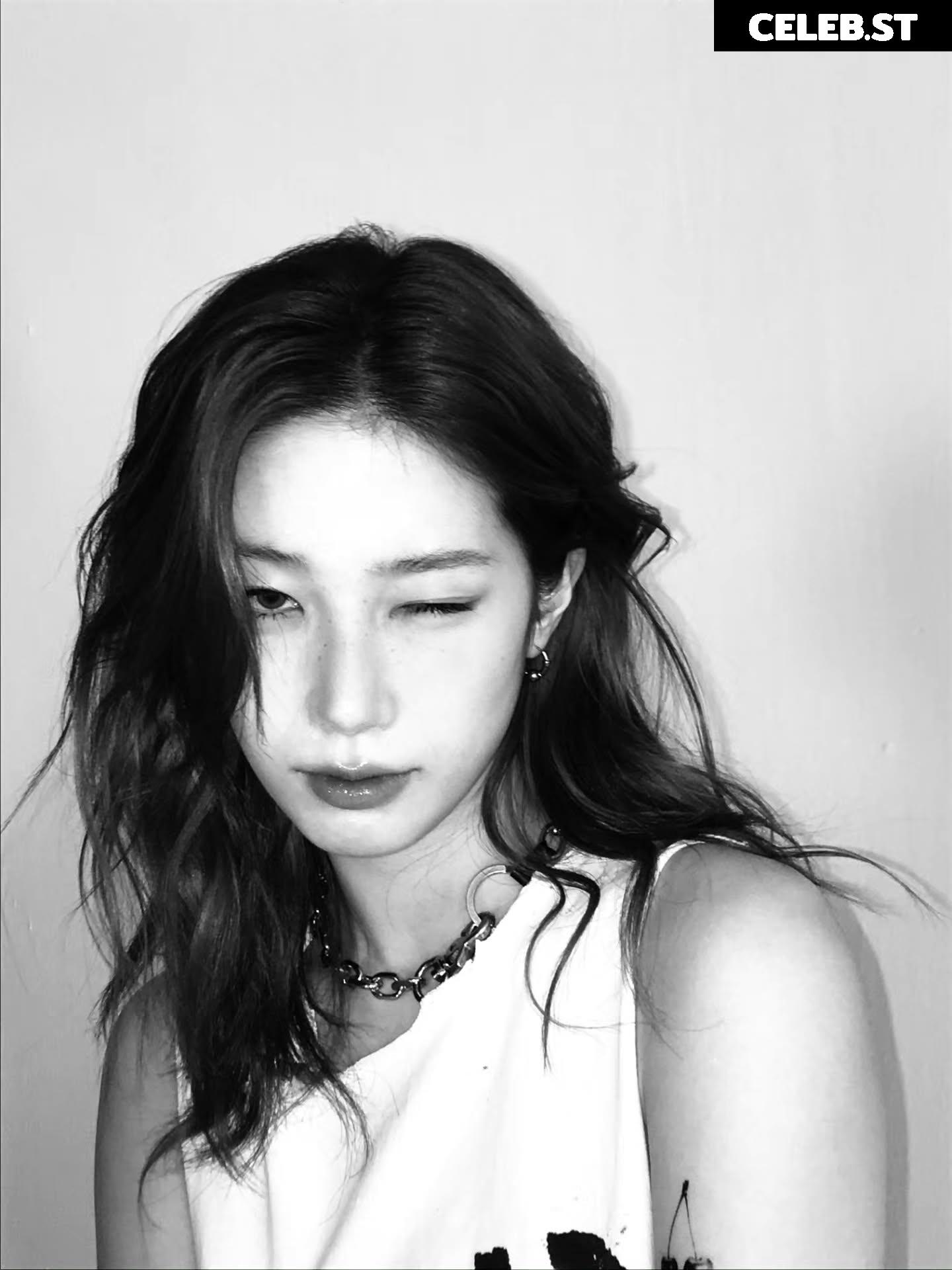 Kazuha Nakamura 中村 一葉 | LESSERAFIM Image 23552162