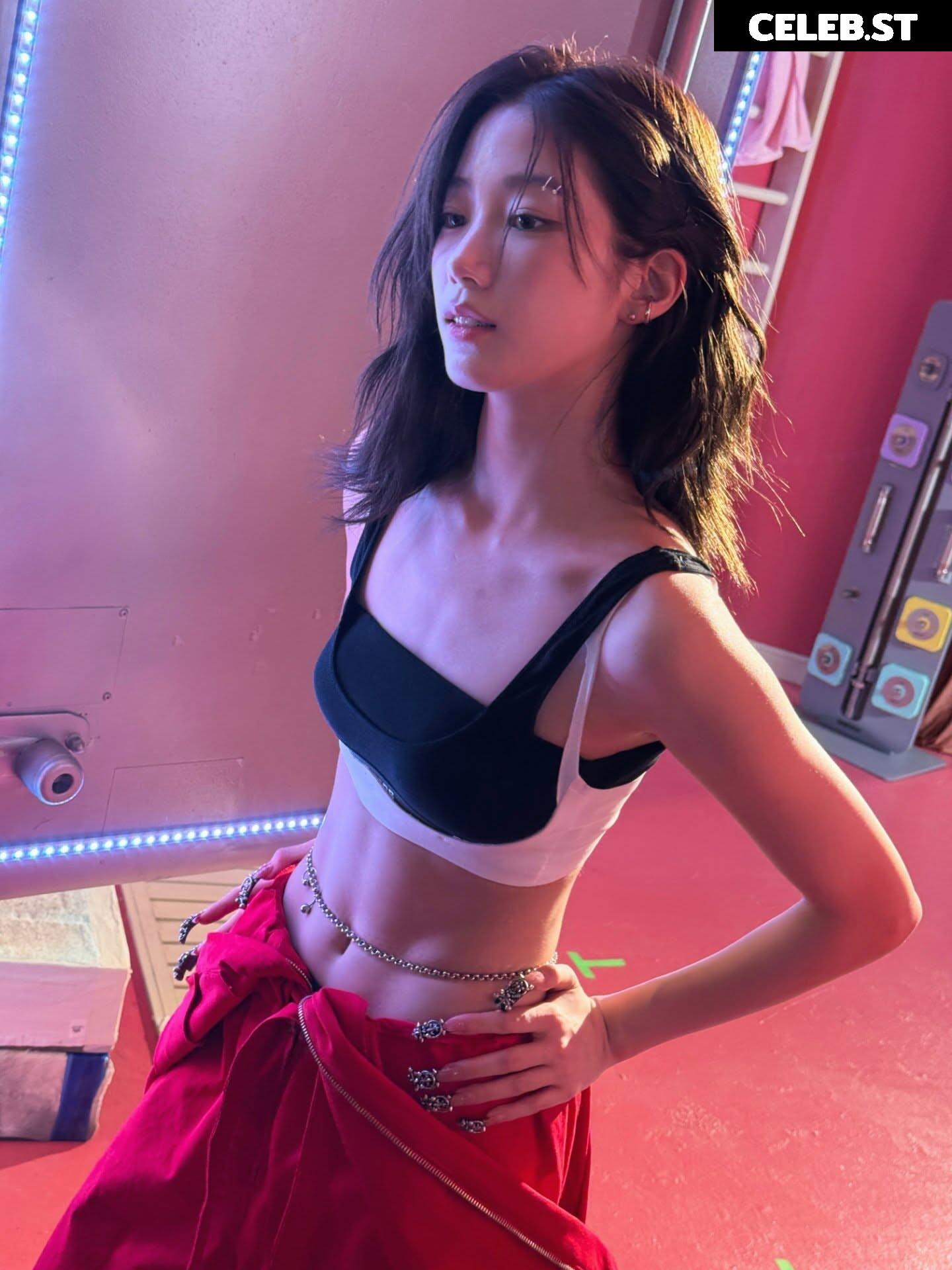 Kazuha Nakamura 中村 一葉 | LESSERAFIM Image 23552169