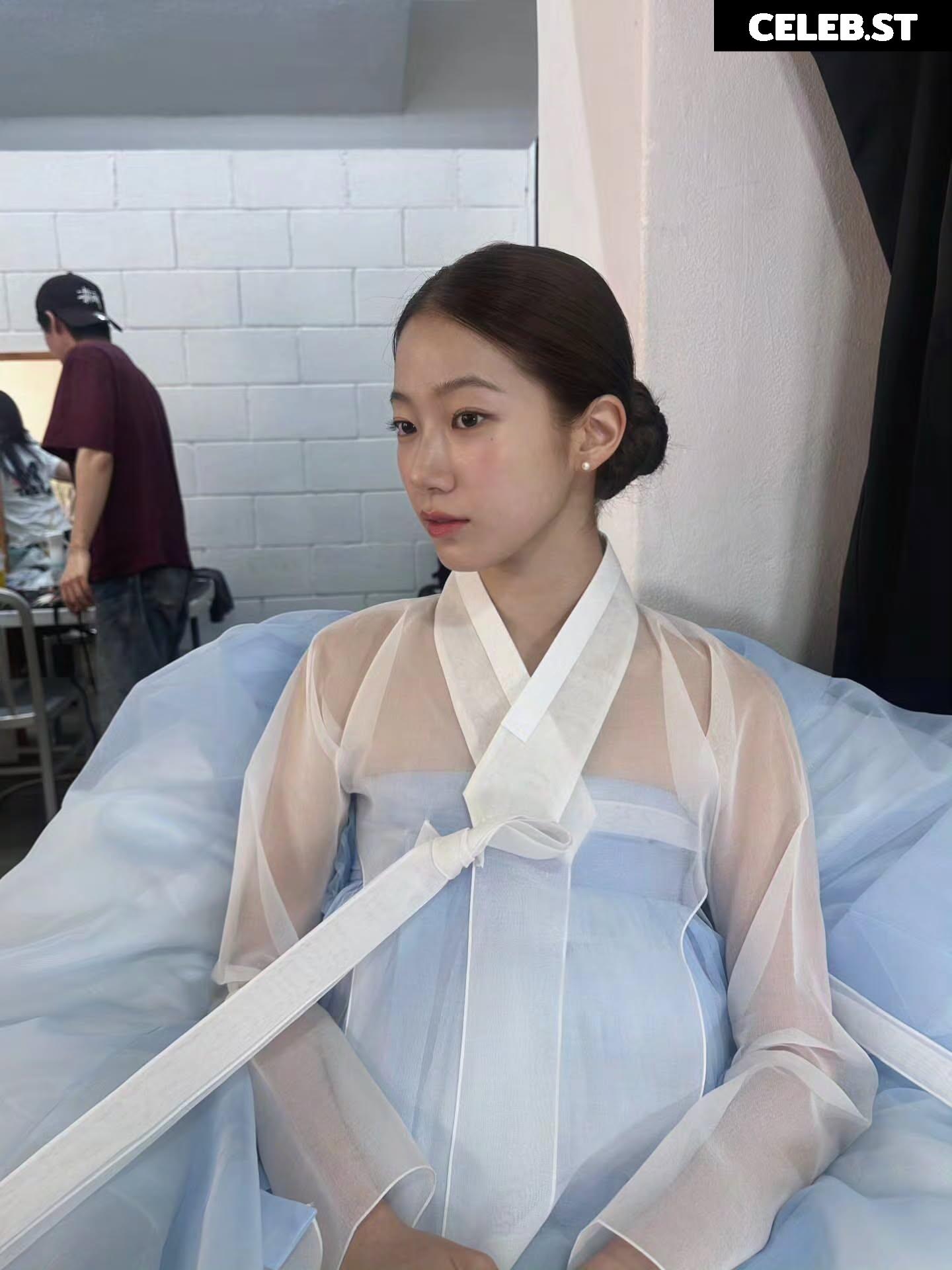 Kazuha Nakamura 中村 一葉 | LESSERAFIM Image 23552082