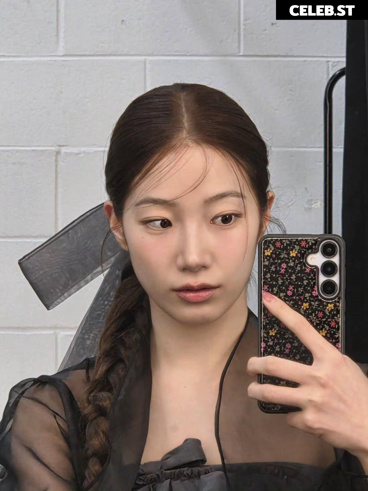 Kazuha Nakamura 中村 一葉 | LESSERAFIM Image 23552077