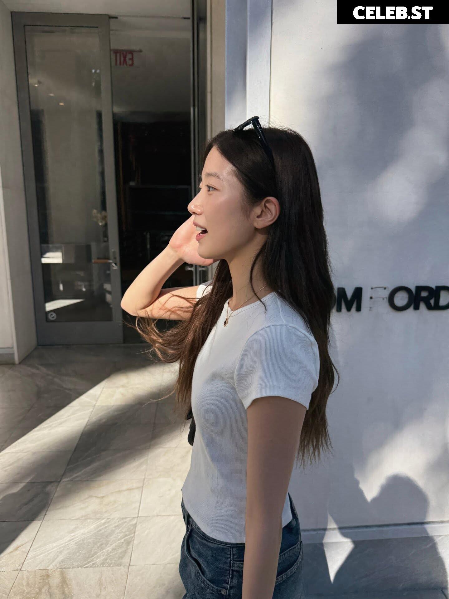 Kazuha Nakamura 中村 一葉 | LESSERAFIM Image 23552392
