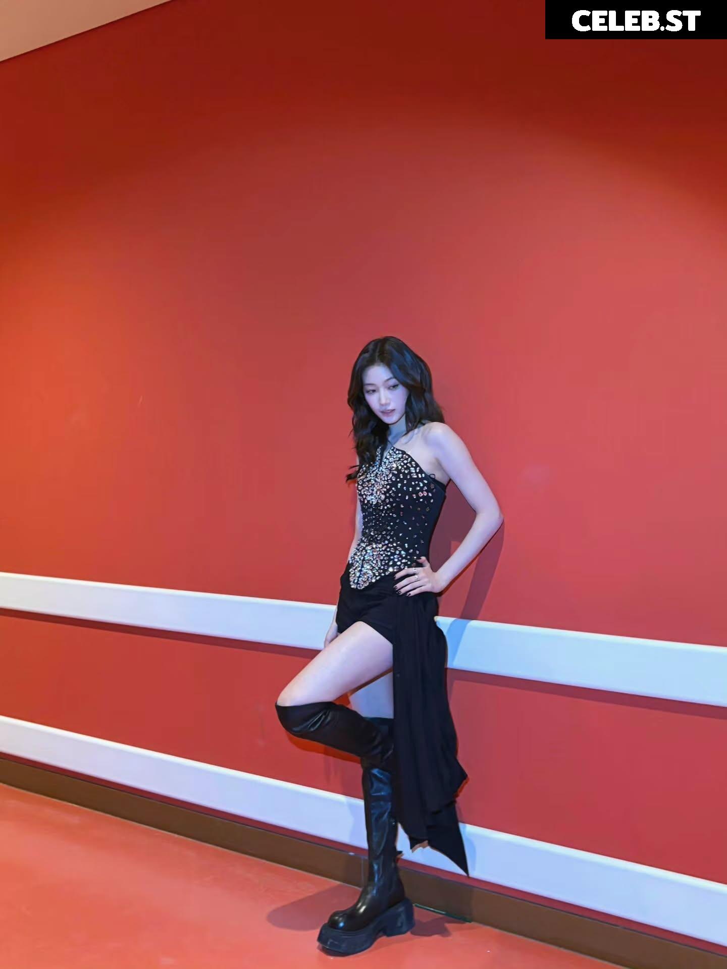 Kazuha Nakamura 中村 一葉 | LESSERAFIM Image 23552321