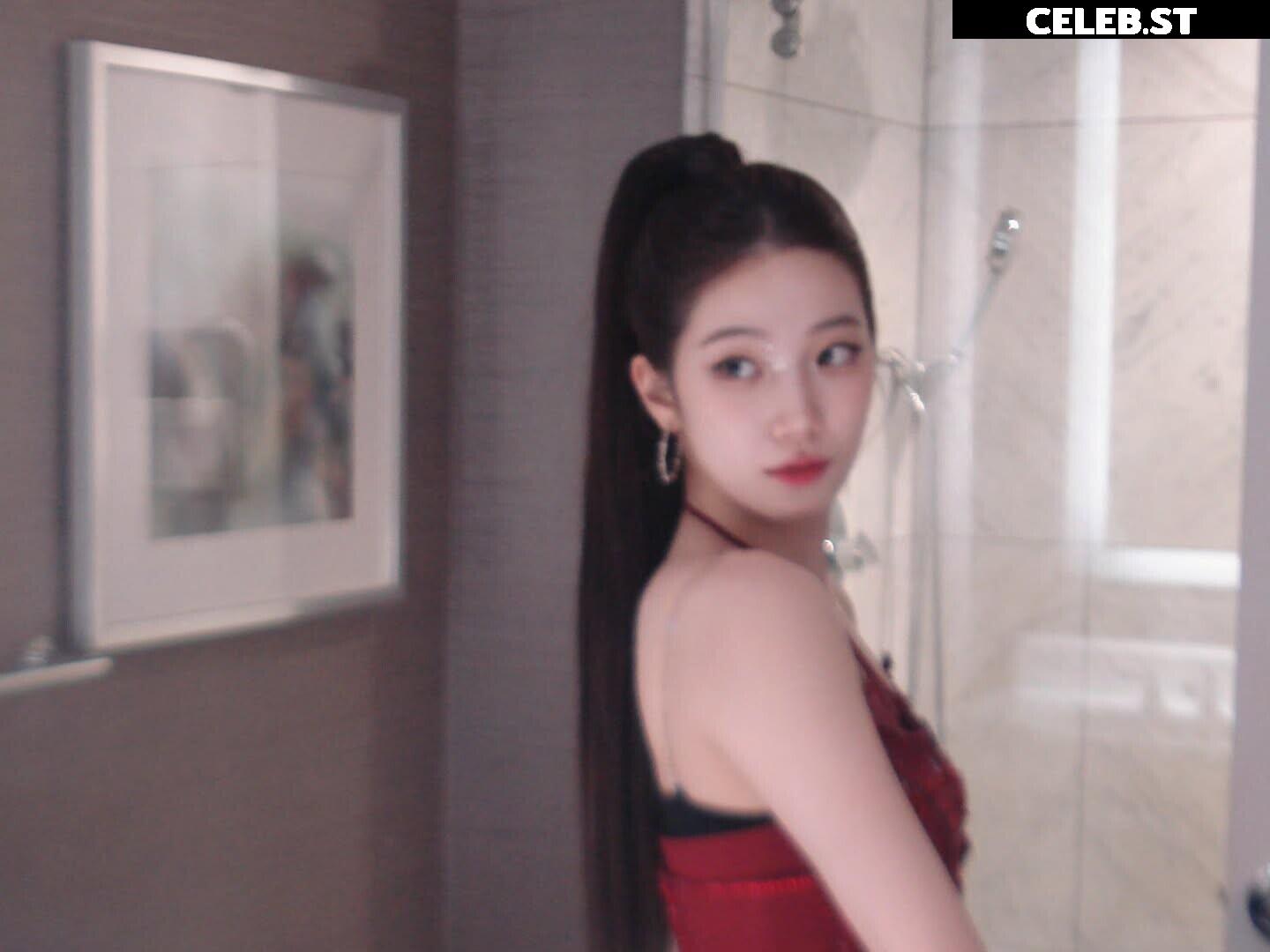 Kazuha Nakamura 中村 一葉 | LESSERAFIM Image 23552373