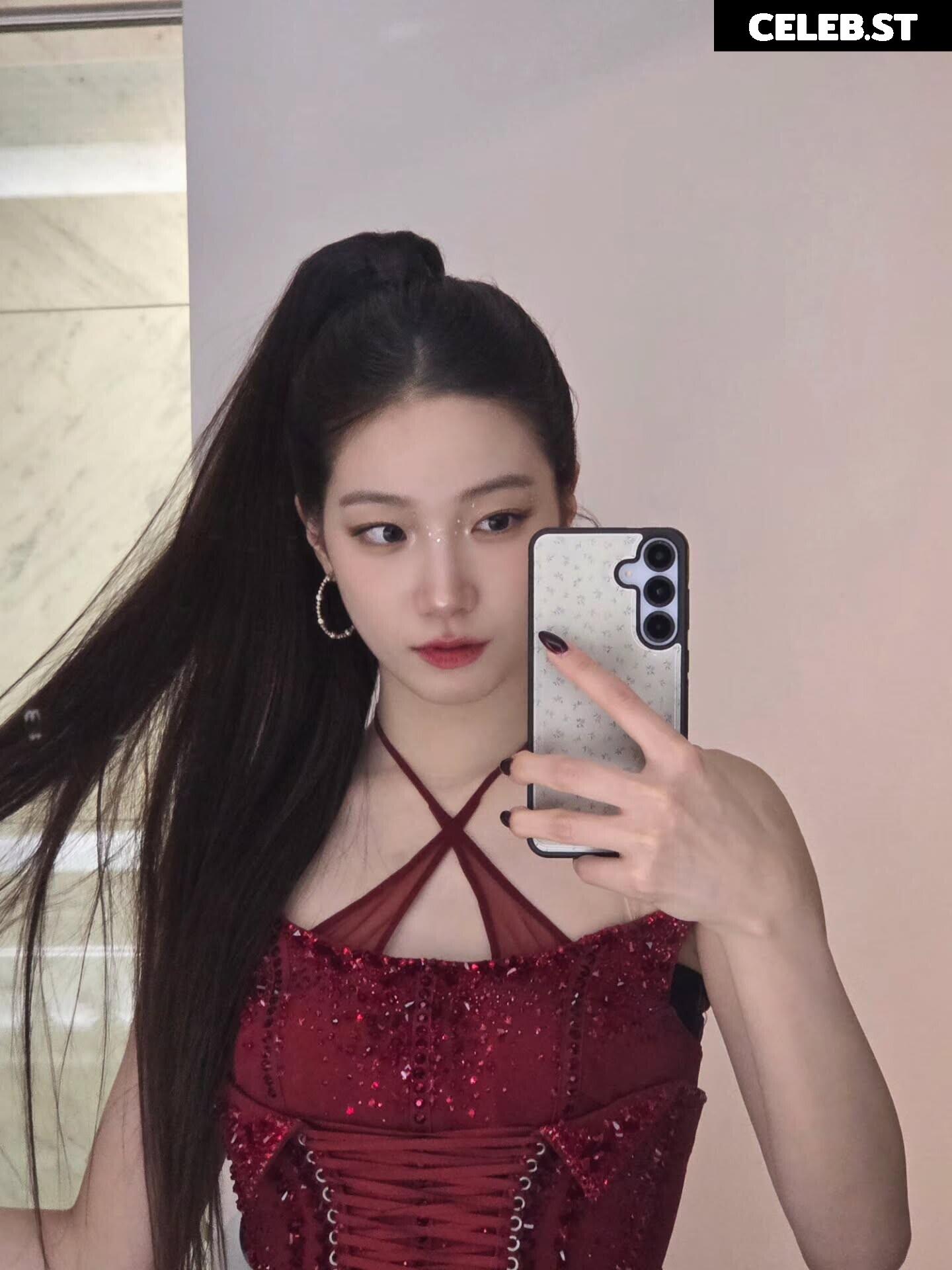 Kazuha Nakamura 中村 一葉 | LESSERAFIM Image 23552378