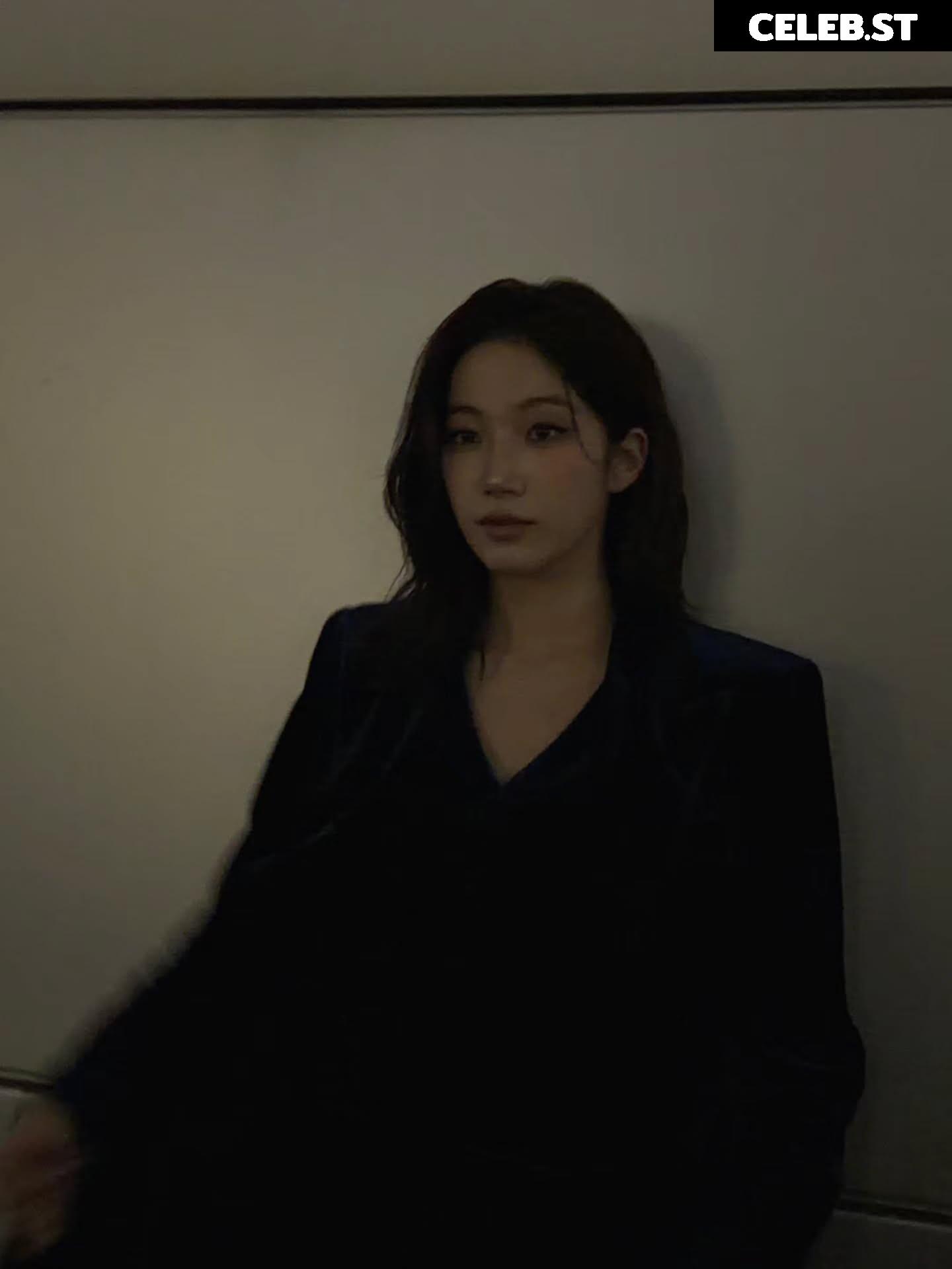 Kazuha Nakamura 中村 一葉 | LESSERAFIM Image 23552286