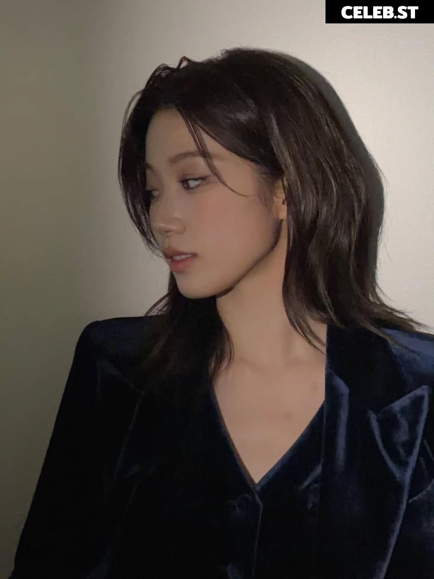 Kazuha Nakamura 中村 一葉 | LESSERAFIM Image 23552284