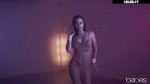 Alina Lopez - itsalinalopez Image 23568240