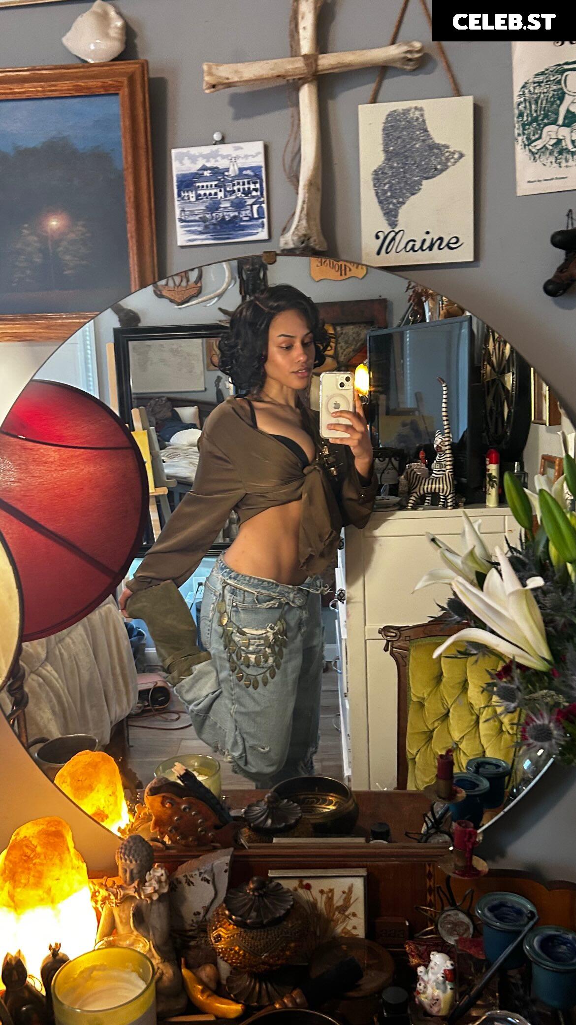 Aaliyeezy Image 23577545