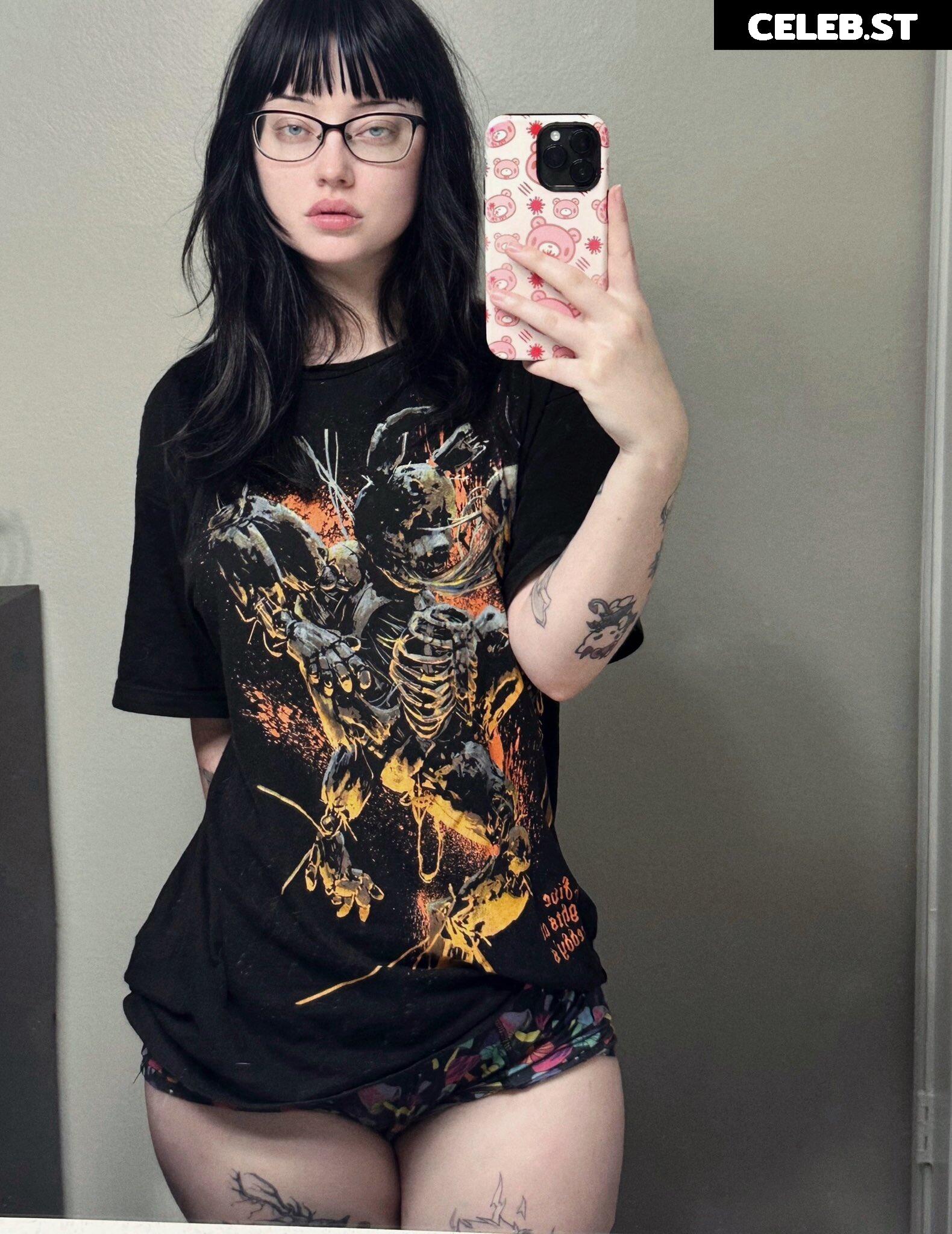 Arisa Vurr / SugarF4iry - SOCIAL MEDIA Image 23544418