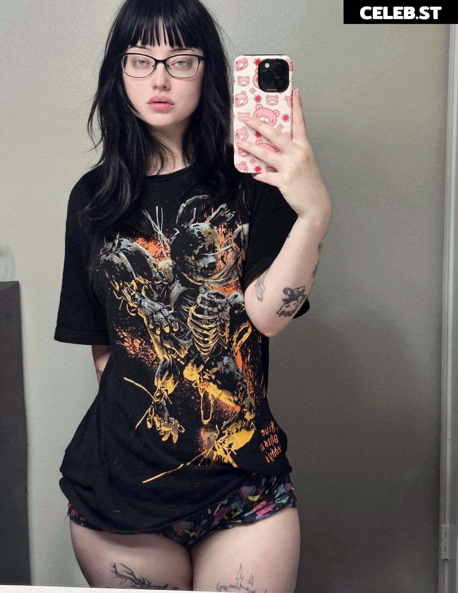 Arisa Vurr / SugarF4iry - SOCIAL MEDIA Image 23544440