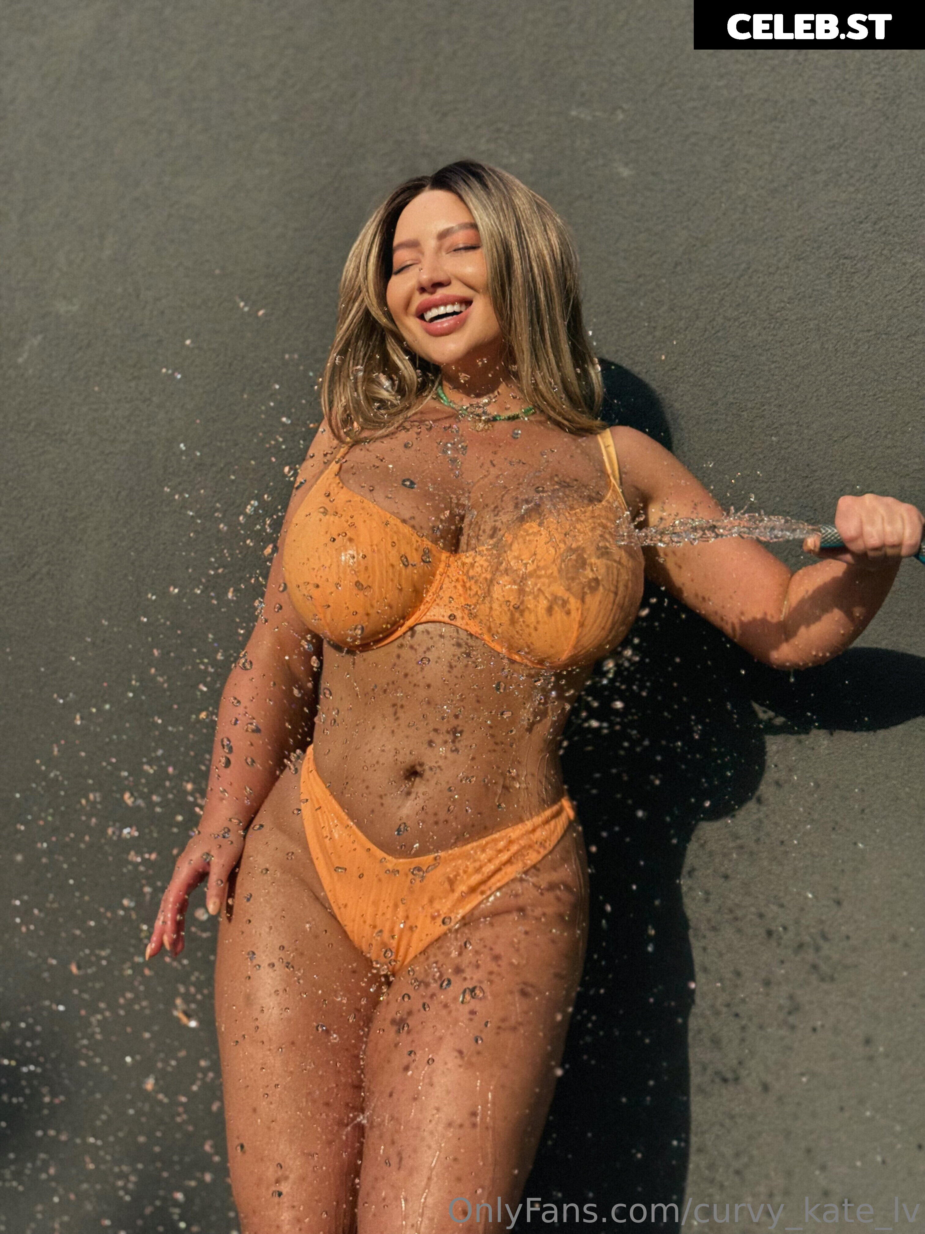 Kateryna Lvova / curvy_kate_lv / katherine.lvova Image 23543570