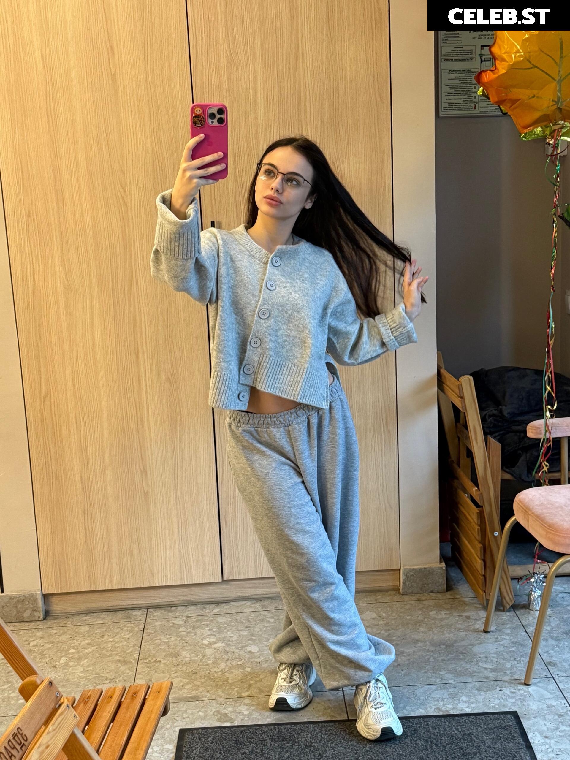 alena_chaikina / chaikinna Image 23506889