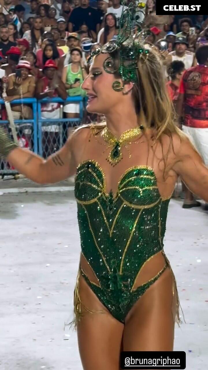 Bruna Griphao Image 23501346
