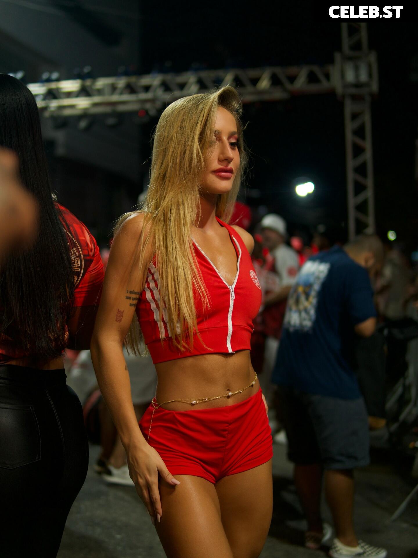Bruna Griphao Image 23501293
