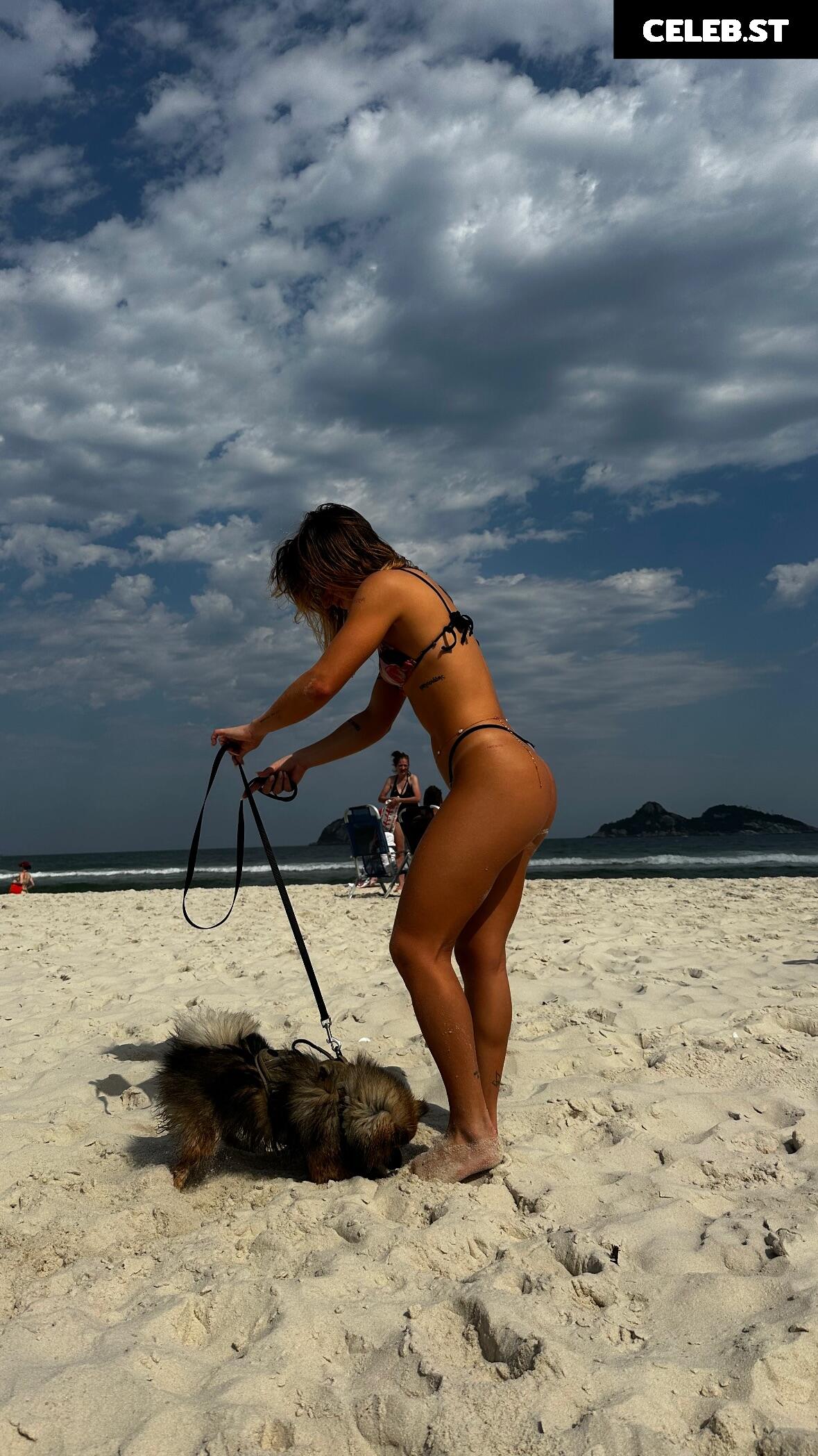Bruna Griphao Image 23500921