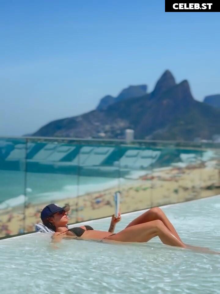 Thaila Ayala Image 23500881