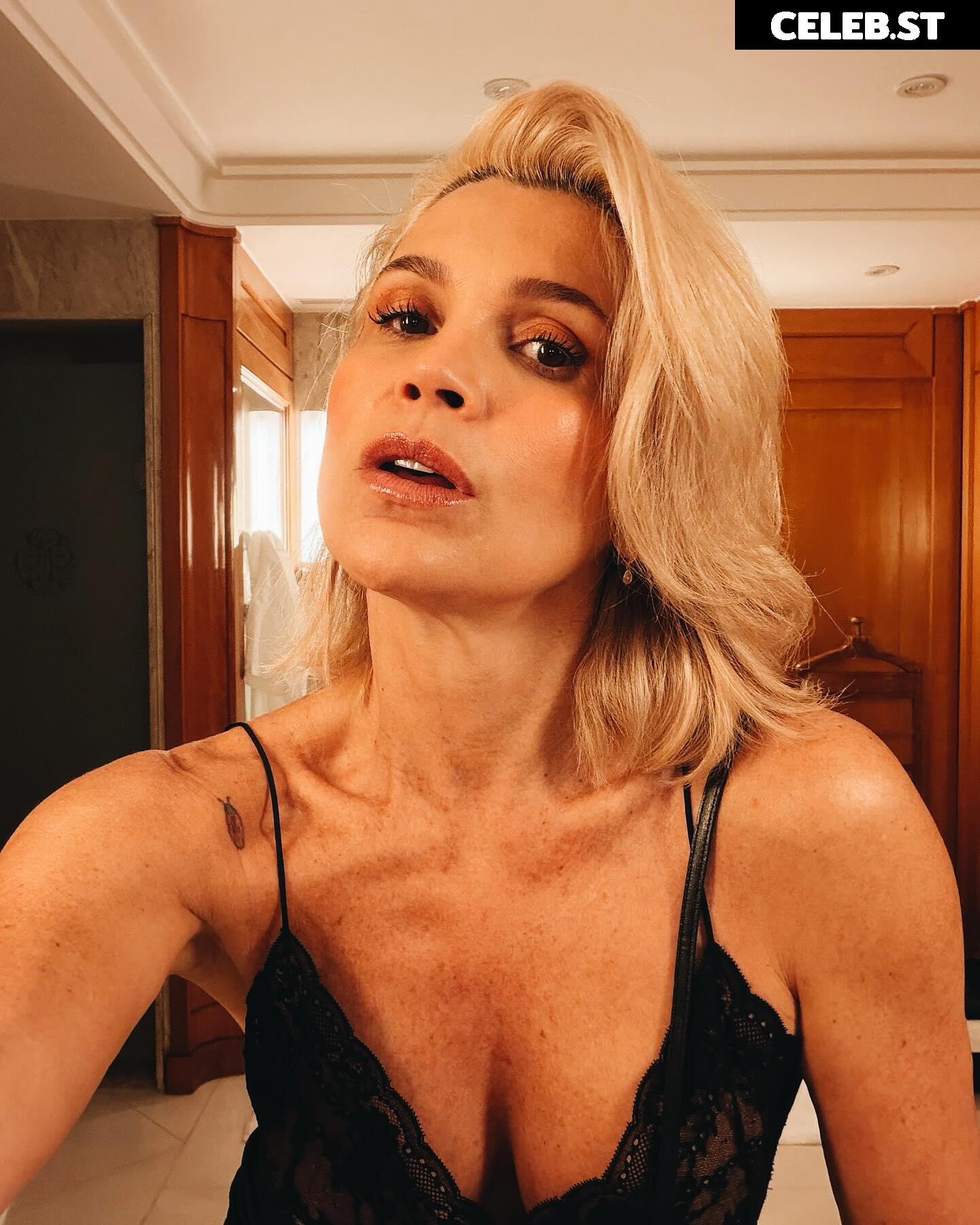 Flávia Alessandra Image 23500461
