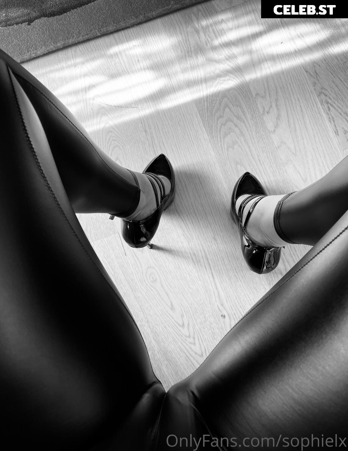 SophieLx Image 2359579