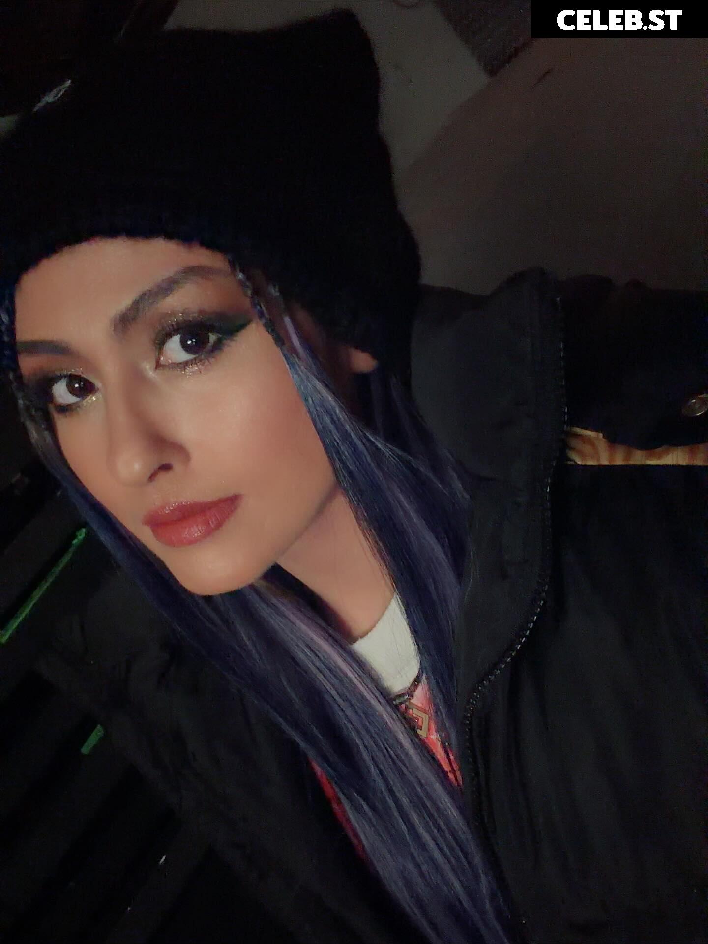 Giulia - Stardom Image 23595708