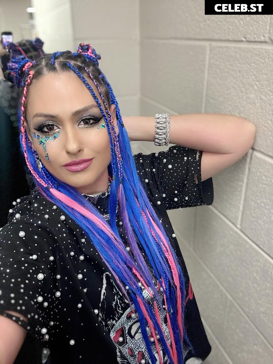 Giulia - Stardom Image 23595618
