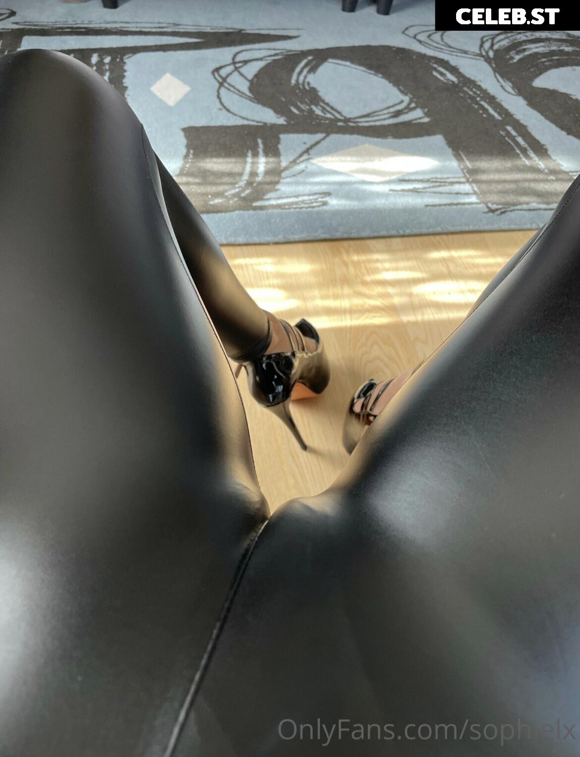 SophieLx Image 2359439