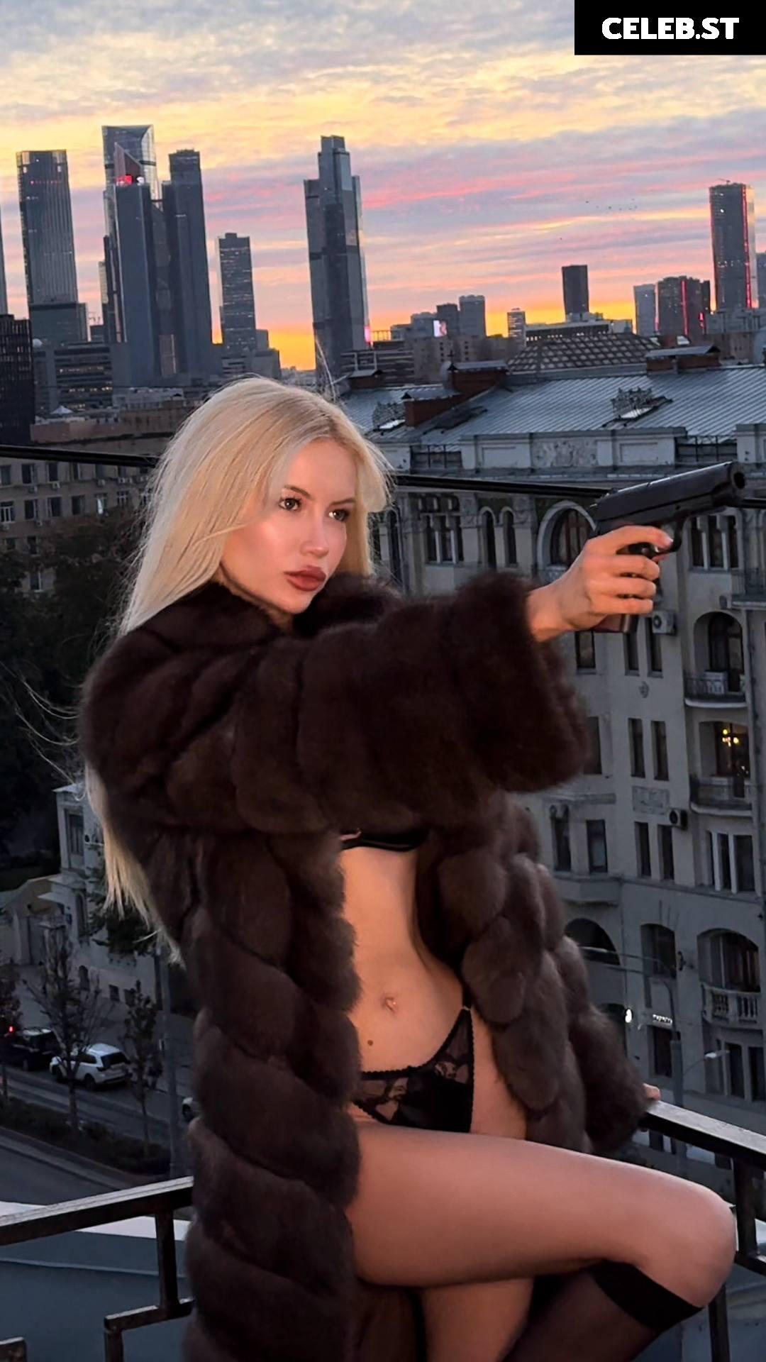 Alina Mayer / Panevskaya Image 23596463