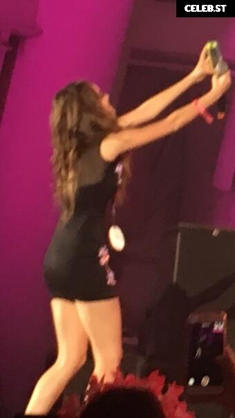 Laura Marano Image 23596186