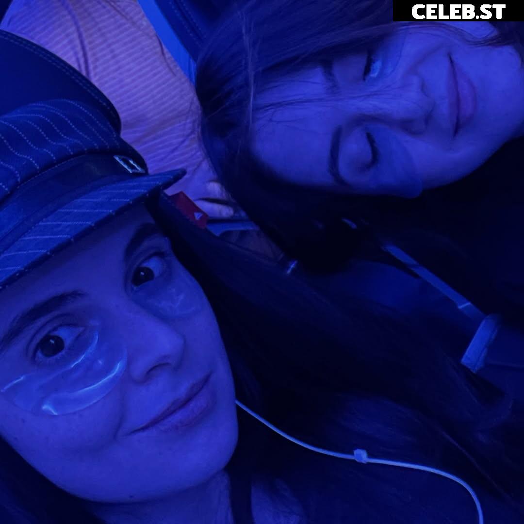 Laura Marano Image 23596241