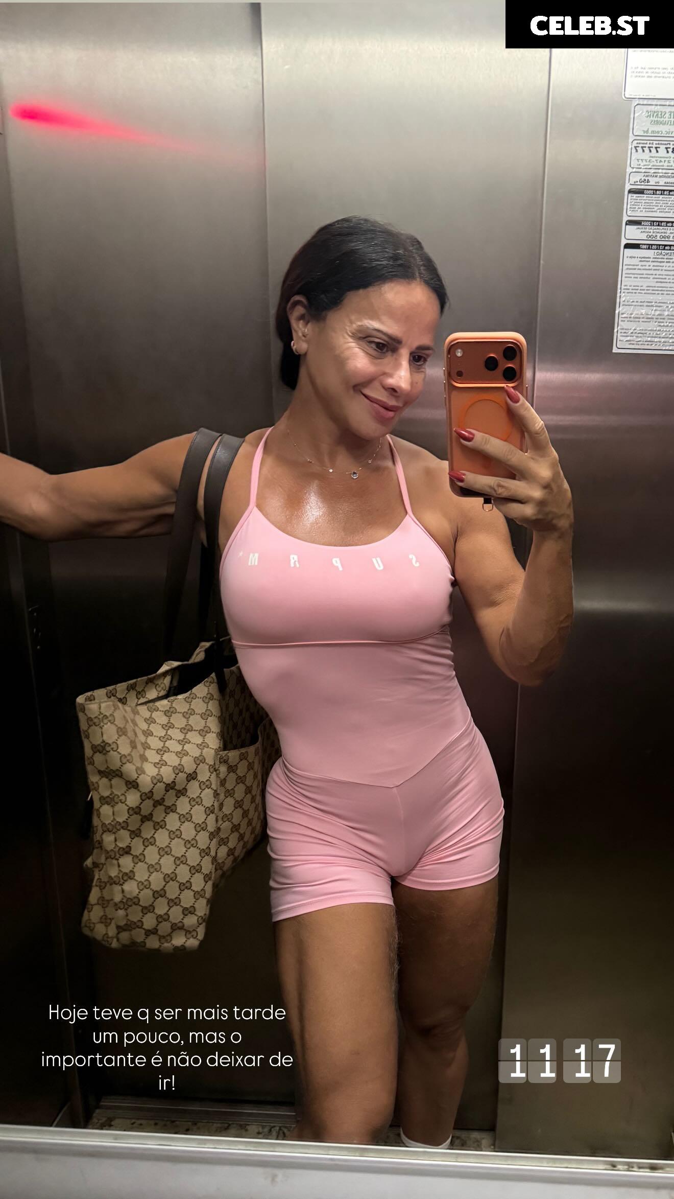 Viviane Araujo Image 23593943