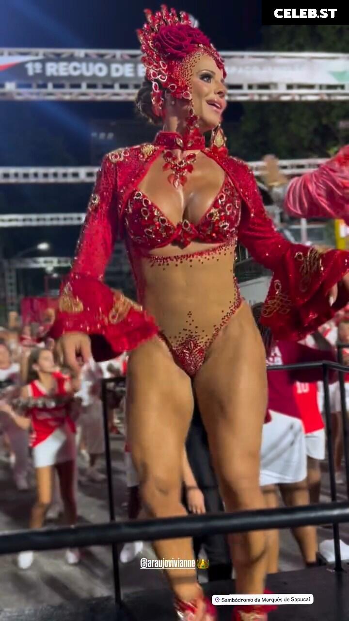 Viviane Araujo Image 23593884