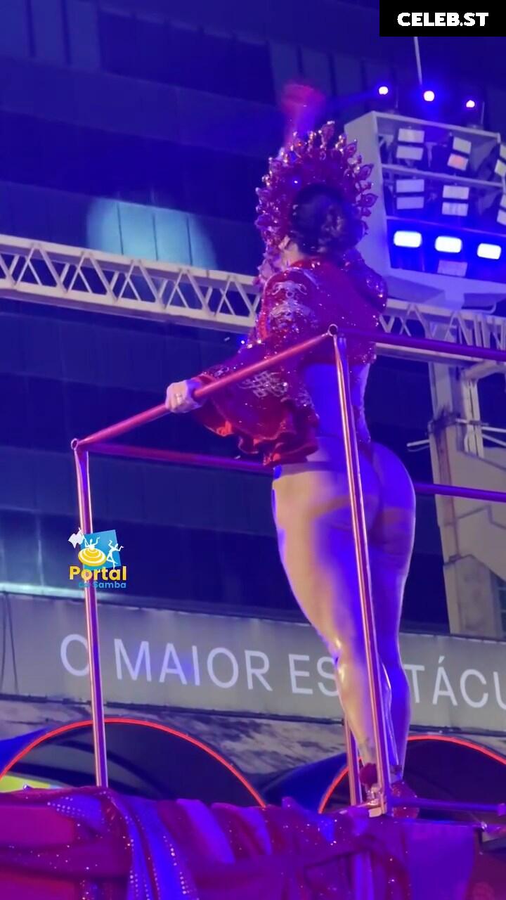 Viviane Araujo Image 23593889