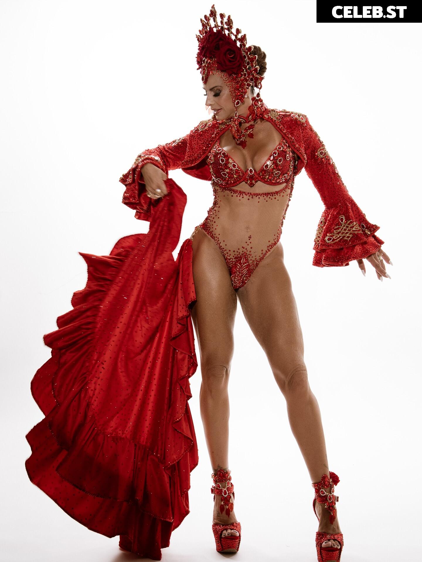 Viviane Araujo Image 23593869