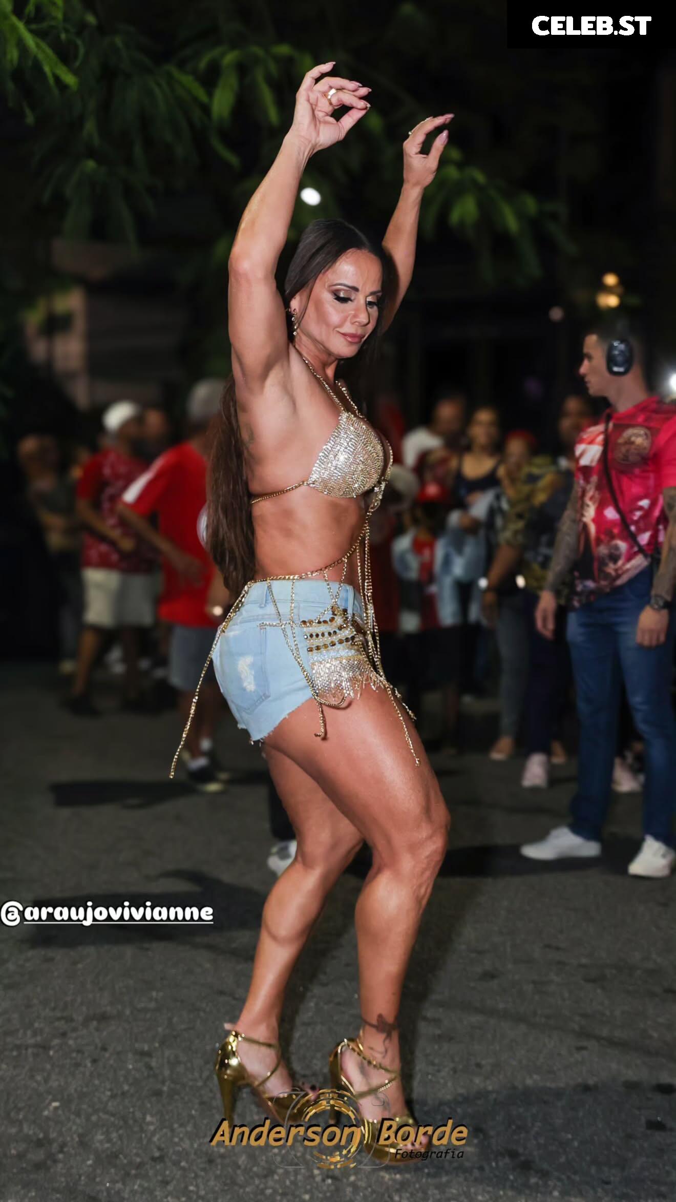 Viviane Araujo Image 23593502