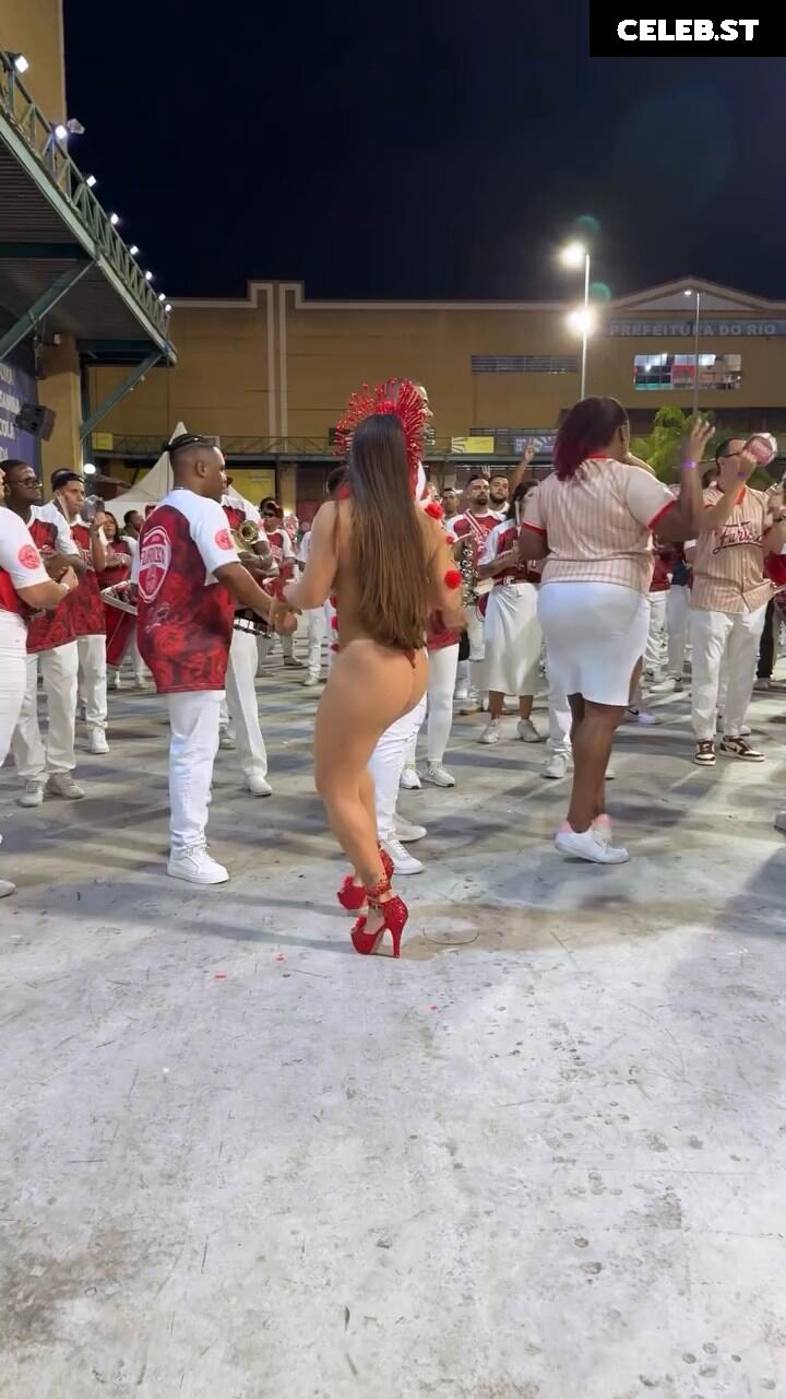 Viviane Araujo Image 23593567