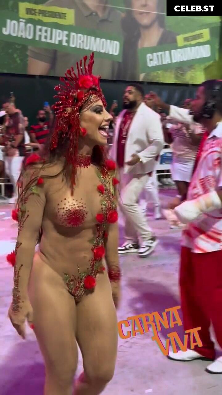 Viviane Araujo Image 23593546