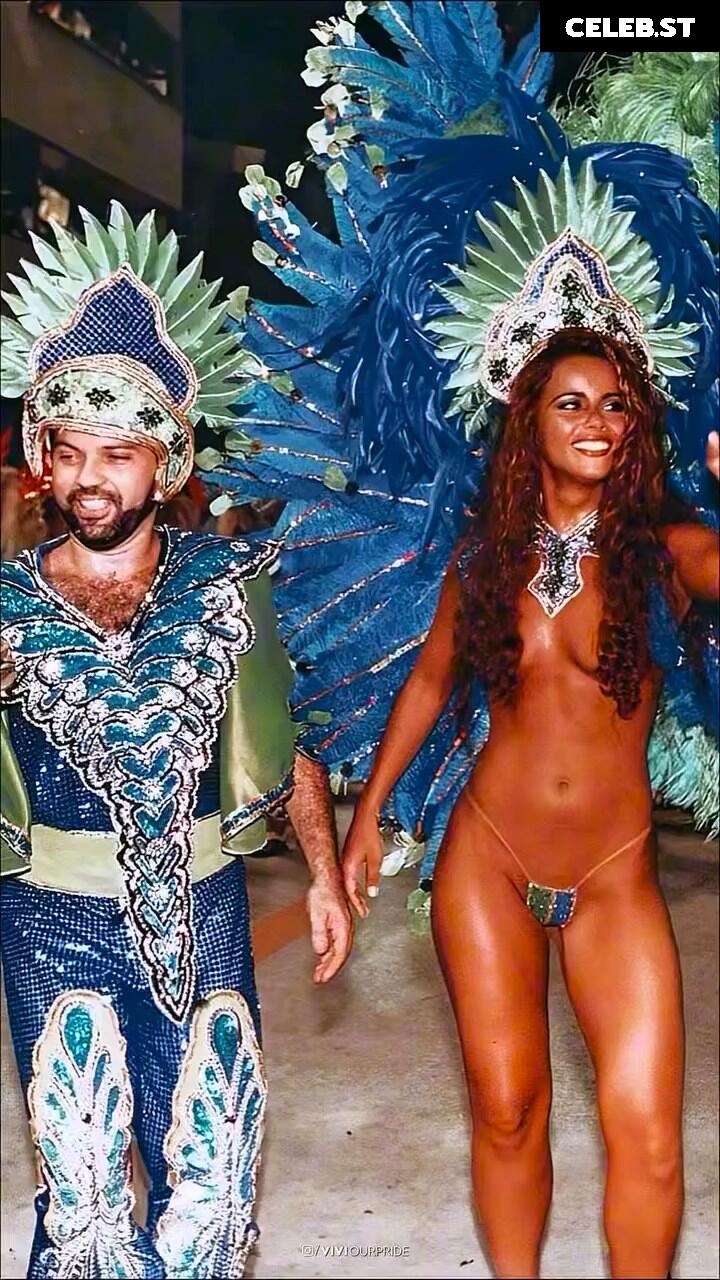 Viviane Araujo Image 23593578