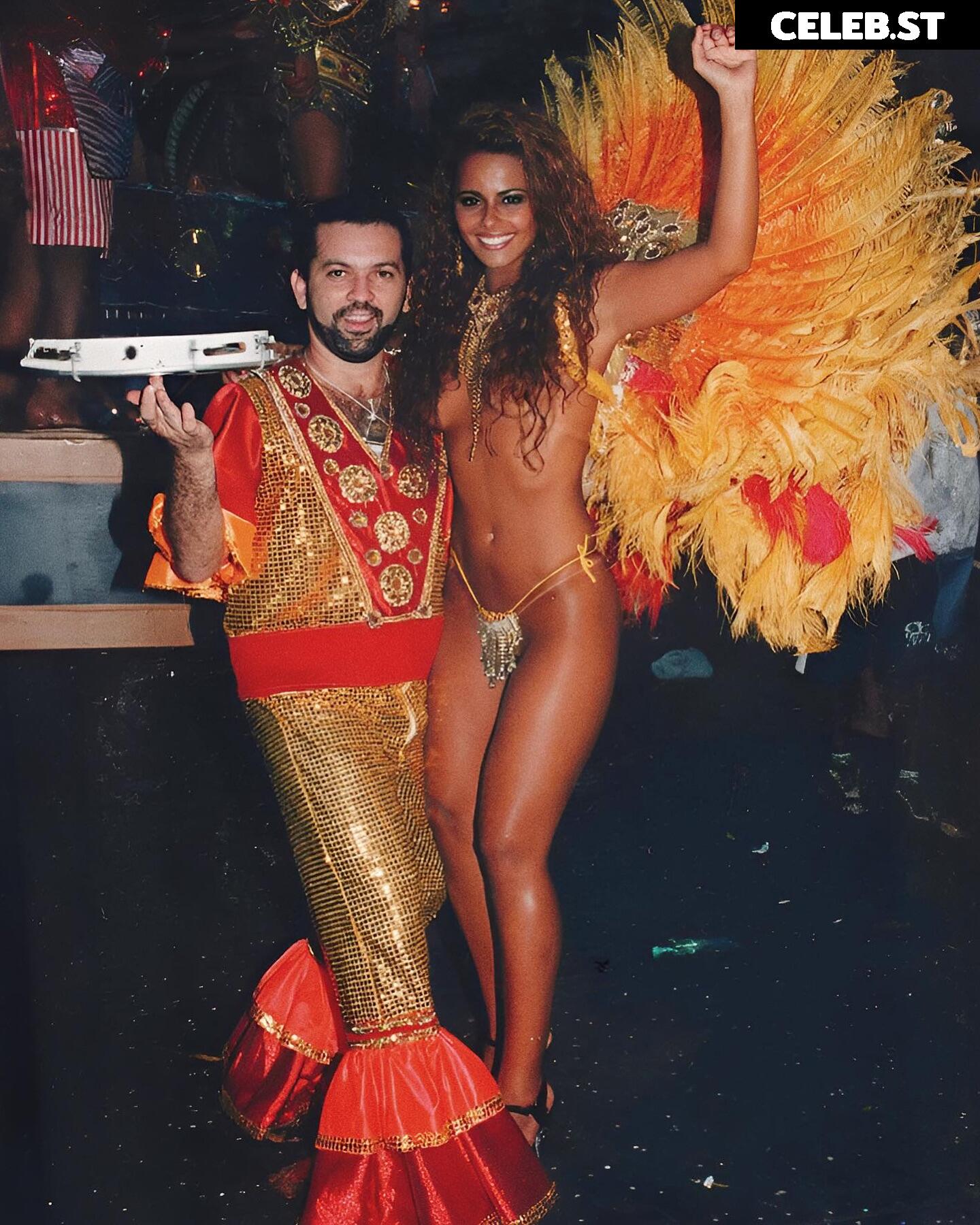 Viviane Araujo Image 23593403