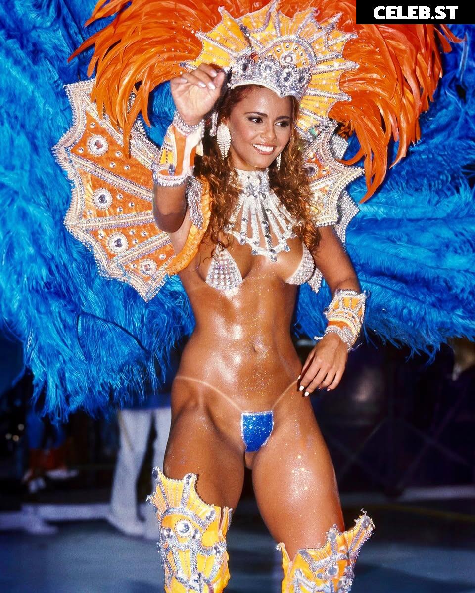 Viviane Araujo Image 23593401