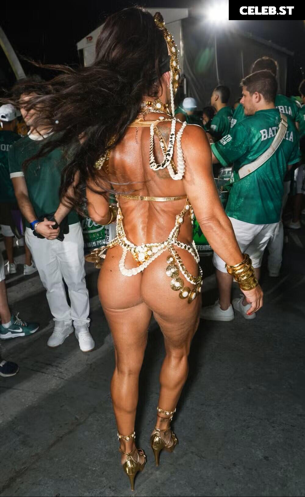 Viviane Araujo Image 23593708