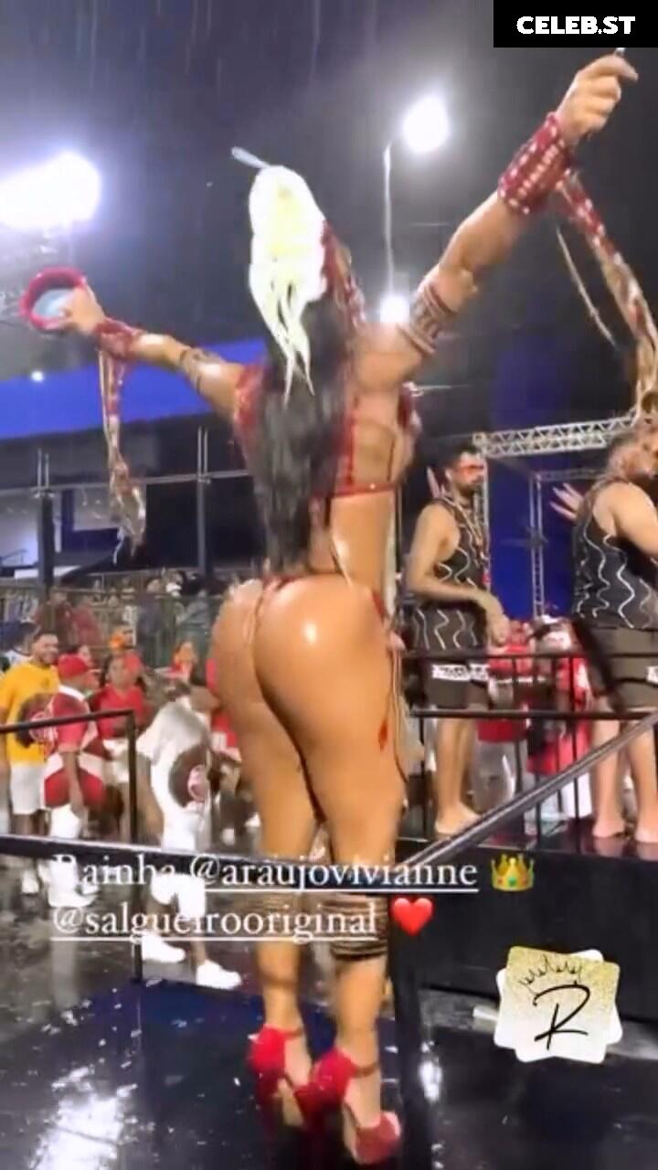 Viviane Araujo Image 23593777