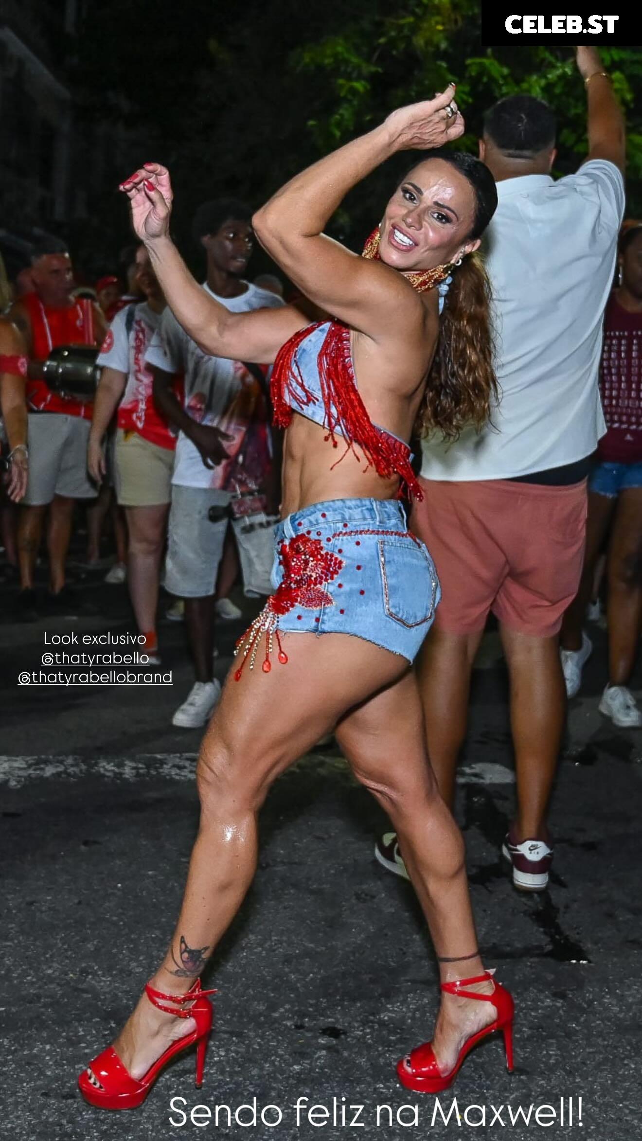 Viviane Araujo Image 23593699