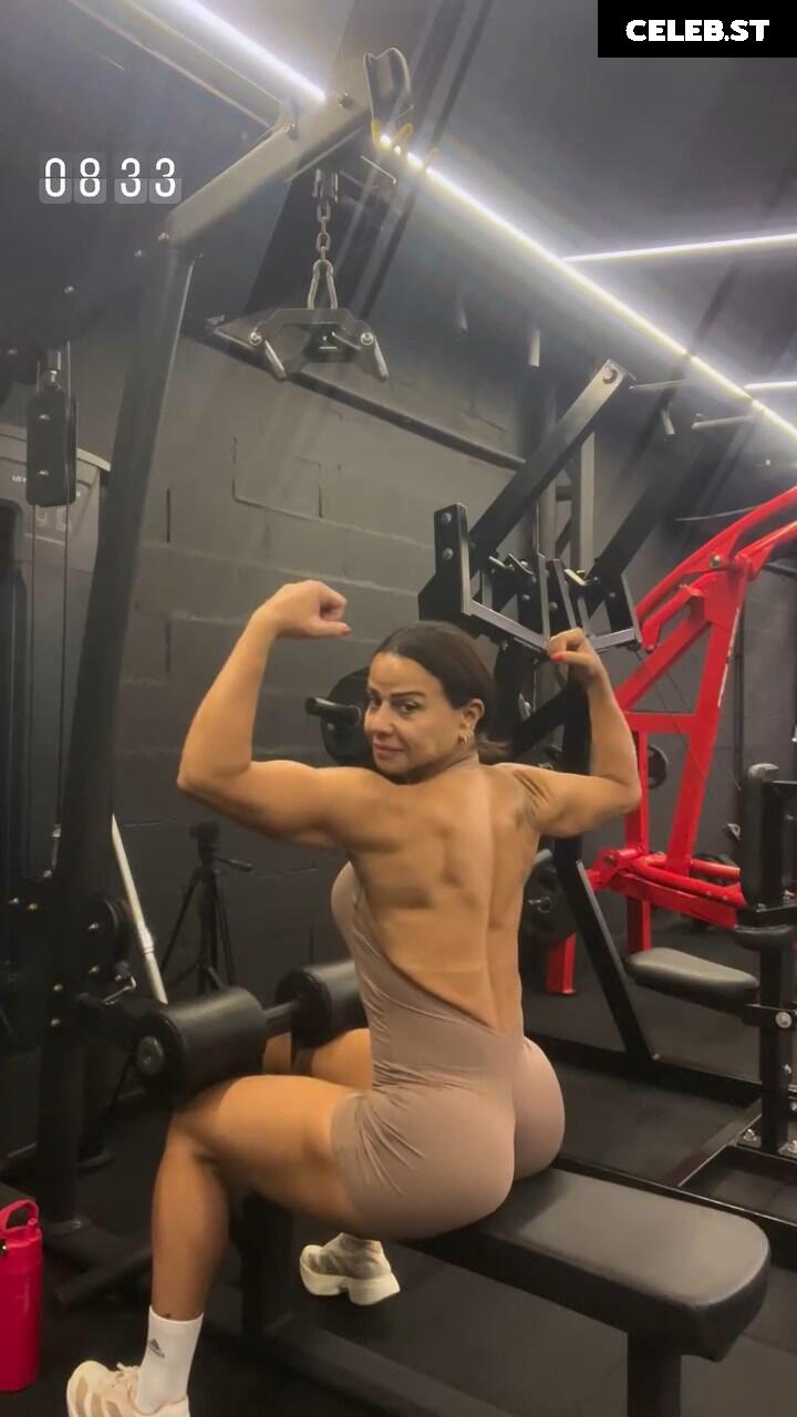 Viviane Araujo Image 23593607