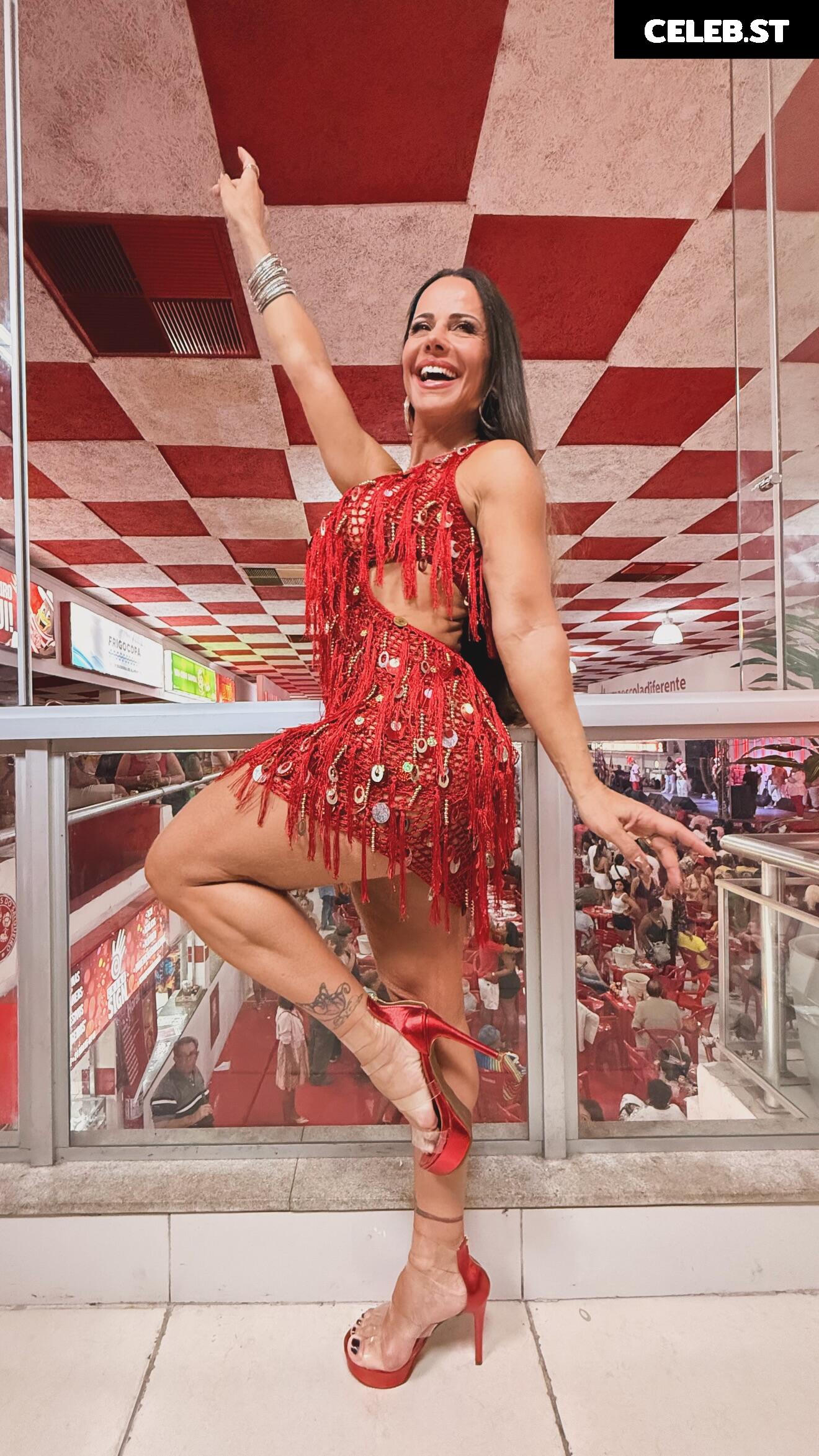 Viviane Araujo Image 23593386