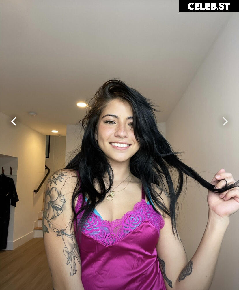 Shark Bae Image 2359290