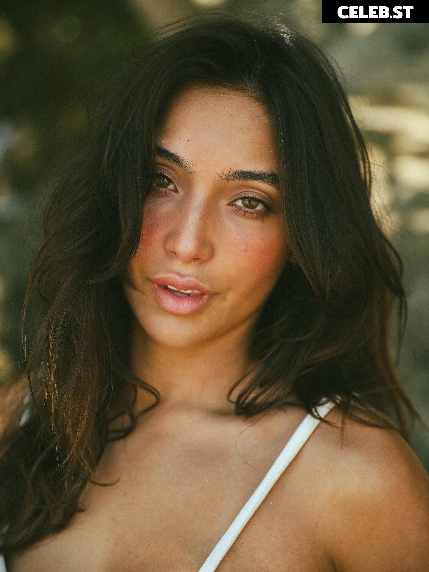 Vanessa Lopes Image 23592701