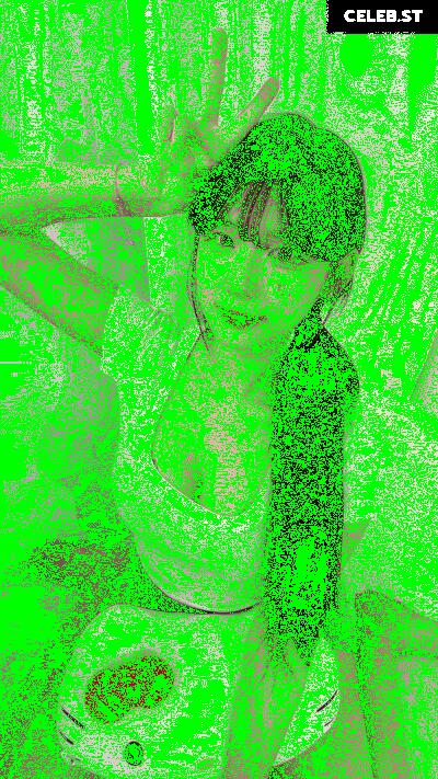yule_.0.03 Image 23599903