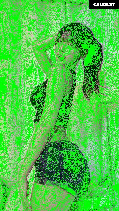 yule_.0.03 Image 23599961